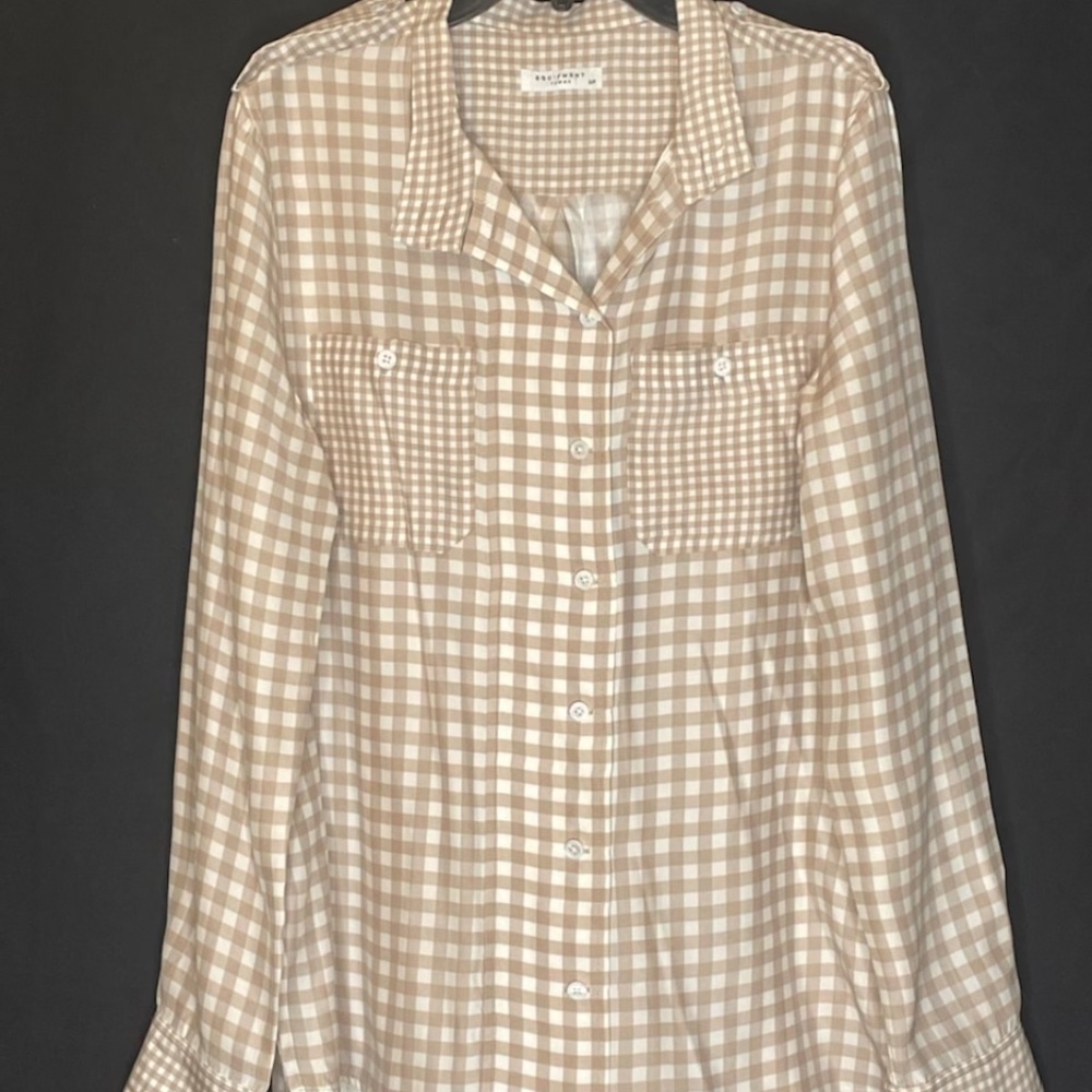 Equipment Femme Silk button down beige and white plaid shirt